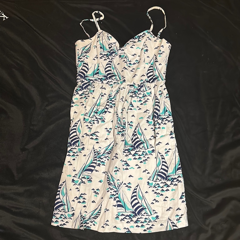 Vineyard Vines size 6 white boat dress